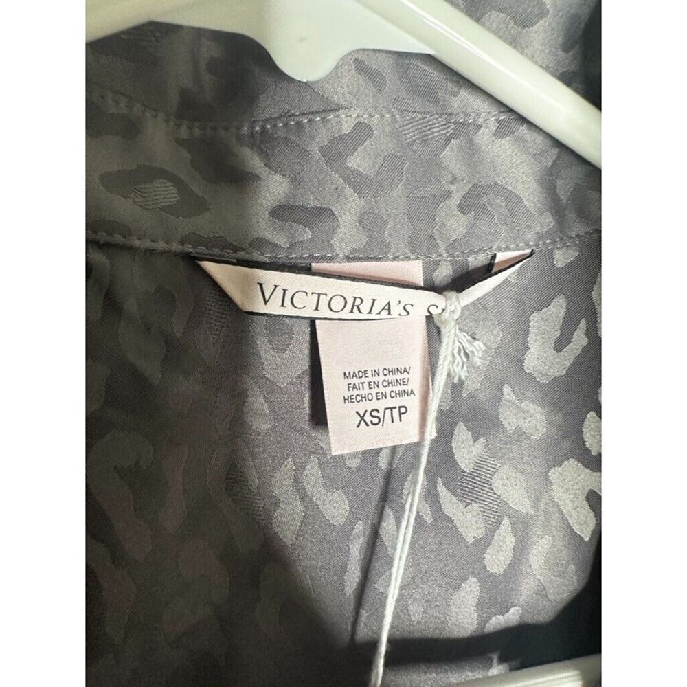 NEW TAGS Victoria's Secret PJ Top Satin Gray Silver Collar Shortsleeve XS/TP - Picture 9 of 12